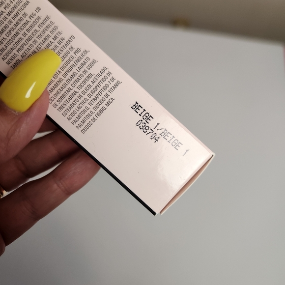 Mary Kay Timewise Luminous Wear Liquid Foundation Beige 1 Normal To Dry Skin NEW - Picture 2 of 2